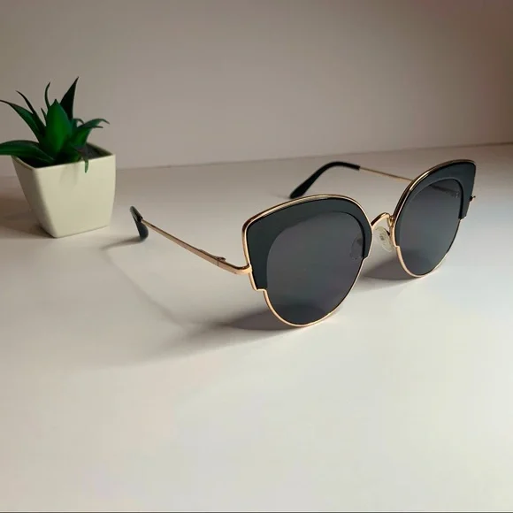 Gold/Black Cat Eye Sunglasses - Picture 2 of 11